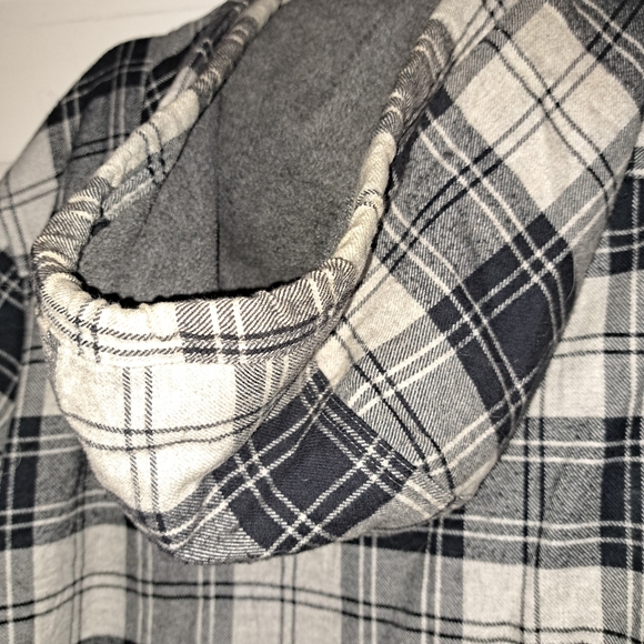 LL Bean lined plaid jacket - Picture 5 of 13